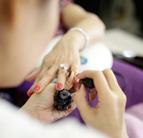 Best Nail Salon in Quan 1 - JENG Nails & Spa